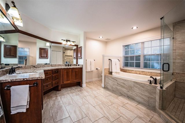 7375 MILLBROOK OAKS DR, Lakeland, FL 33813
