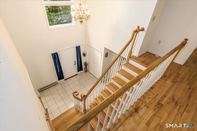 20 Dick Finn Road, New Fairfield, CT 06812