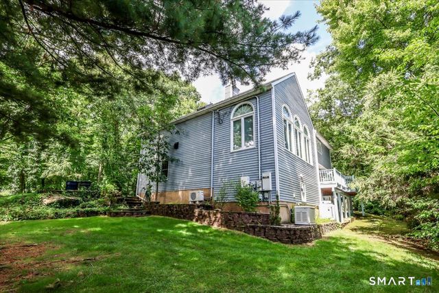 20 Dick Finn Road, New Fairfield, CT 06812