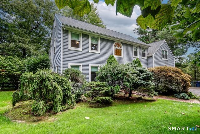 20 Dick Finn Road, New Fairfield, CT 06812