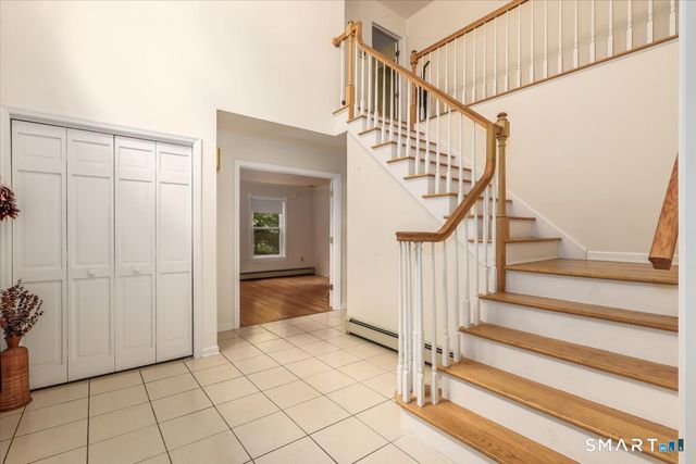 20 Dick Finn Road, New Fairfield, CT 06812