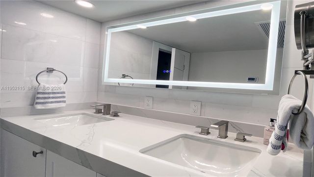 5701 Collins Ave 1221, Miami Beach, FL 33140