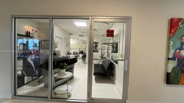 5701 Collins Ave 1221, Miami Beach, FL 33140