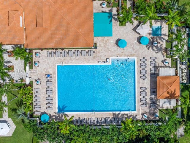 10635 NW 54th St, Doral, FL 33178