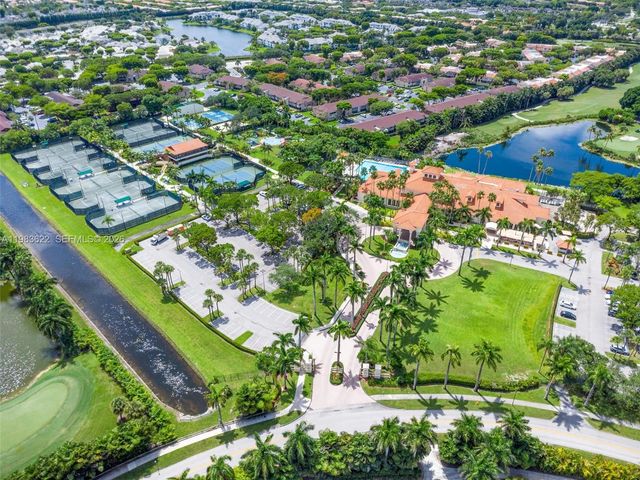 10635 NW 54th St, Doral, FL 33178