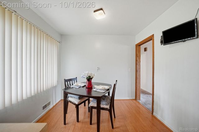 16816 Collinson Avenue, Eastpointe, MI 48021