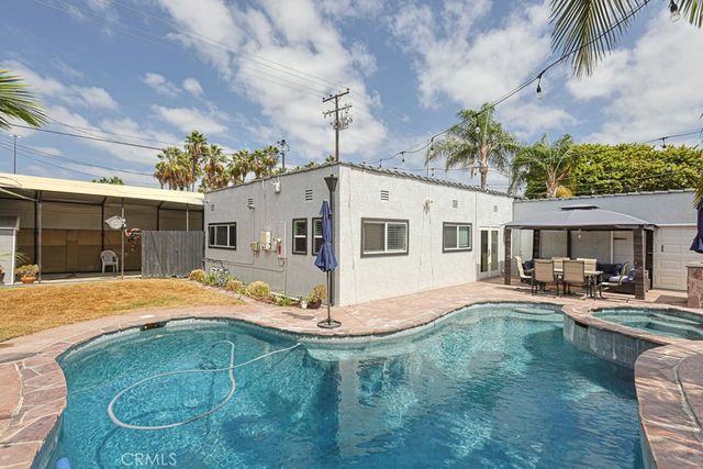 15001 Victoria, Huntington Beach, CA 92647