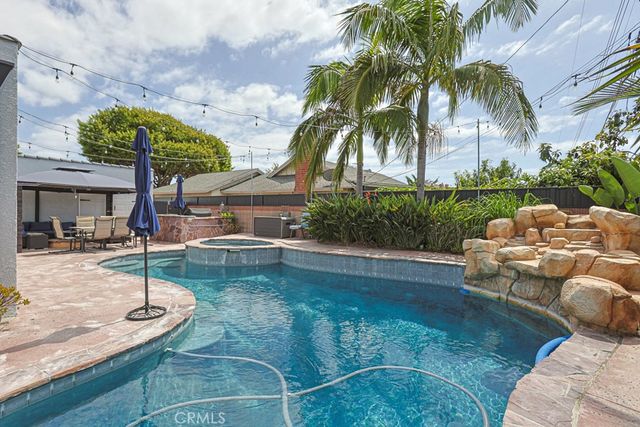 15001 Victoria, Huntington Beach, CA 92647