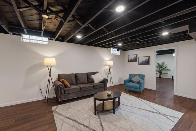 5358 N 61st STREET, Milwaukee, WI 53218