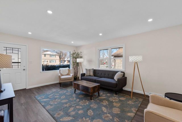 5358 N 61st STREET, Milwaukee, WI 53218