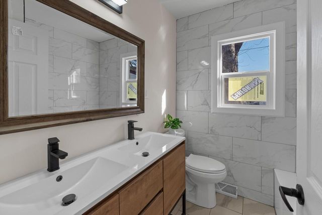 5358 N 61st STREET, Milwaukee, WI 53218