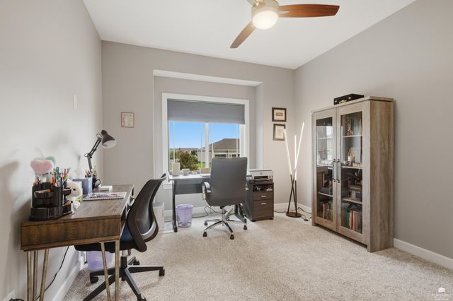 409 Ledgestone Ridge CT, Manhattan, KS 66503
