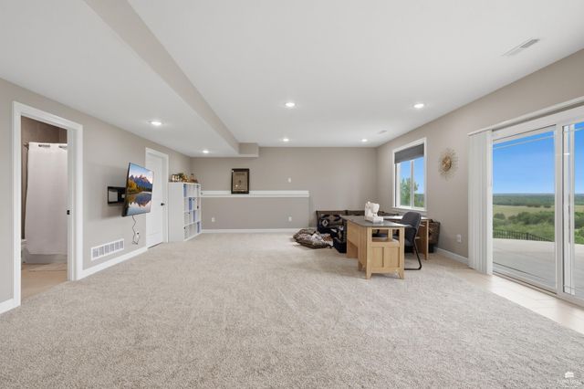 409 Ledgestone Ridge CT, Manhattan, KS 66503