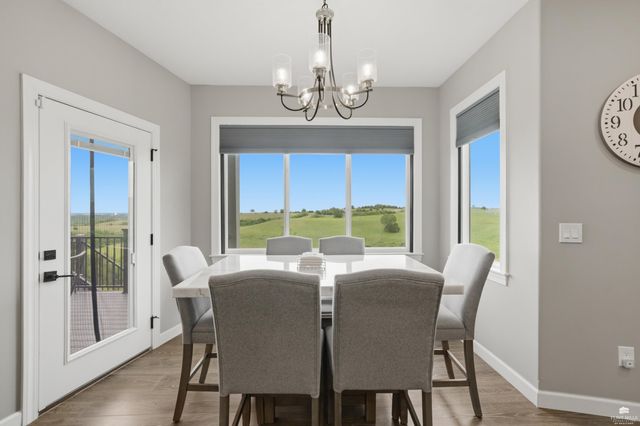 409 Ledgestone Ridge CT, Manhattan, KS 66503