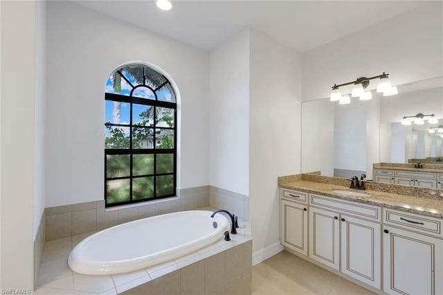 4346 SW 25th AVE, Cape Coral, FL 33914