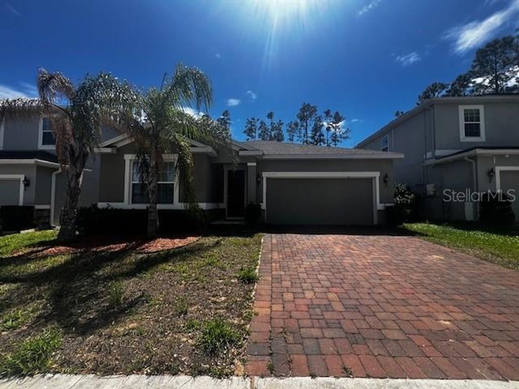 Image 1 of property listing at 1135 GARRETT GILLIAM DRIVE, Ocoee, FL 34761