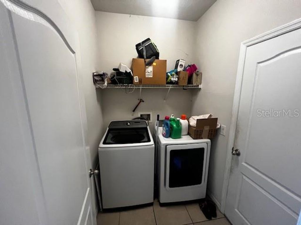 Image 11 of property listing at 1135 GARRETT GILLIAM DRIVE, Ocoee, FL 34761