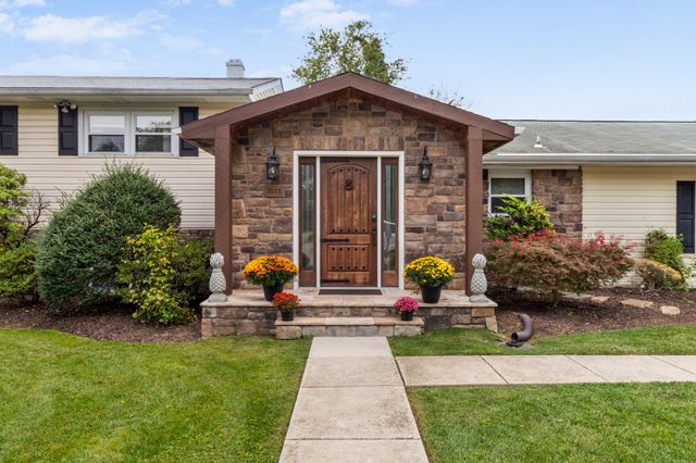 7206 N CHARLES ST N, Lutherville Timonium, MD 21093