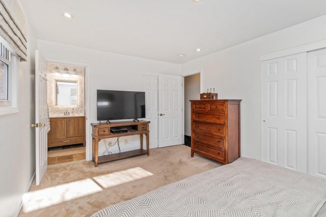 7206 N CHARLES ST N, Lutherville Timonium, MD 21093