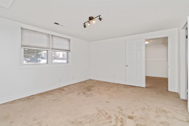 7206 N CHARLES ST N, Lutherville Timonium, MD 21093