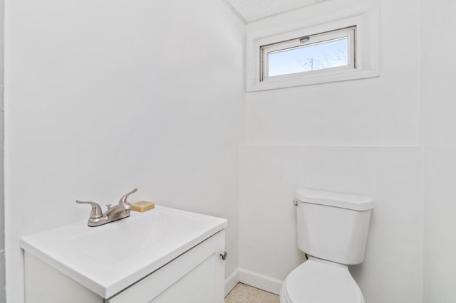 7206 N CHARLES ST N, Lutherville Timonium, MD 21093