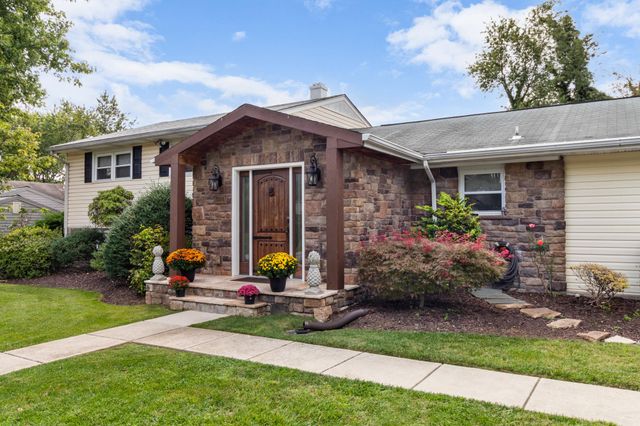 7206 N CHARLES ST N, Lutherville Timonium, MD 21093