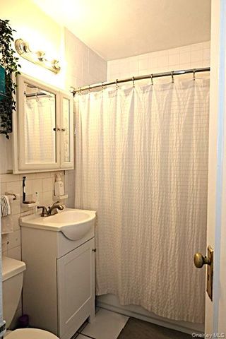 12 Hendrick Lane 41E, Tarrytown, NY 10591
