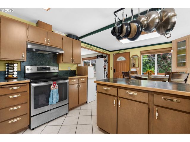 89869 HIGHWAY 202, Astoria, OR 97103