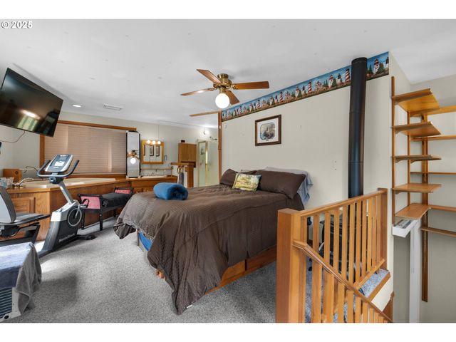 89869 HIGHWAY 202, Astoria, OR 97103