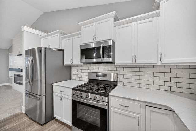2417 Merle Huff Avenue, Norwalk, IA 50211