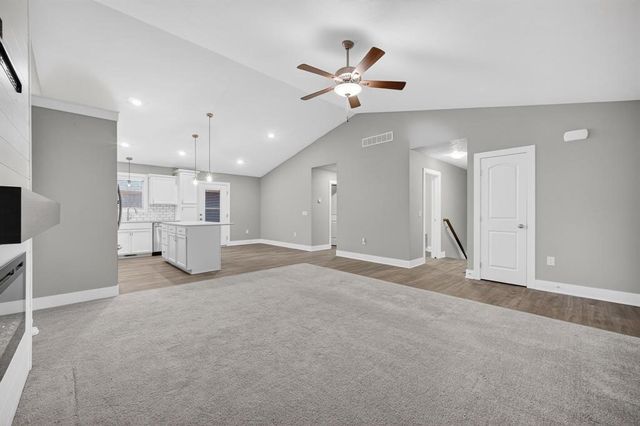 2417 Merle Huff Avenue, Norwalk, IA 50211