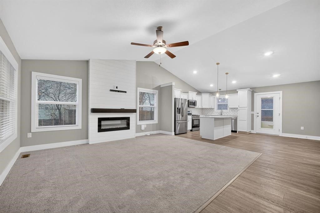 2417 Merle Huff Avenue, Norwalk, IA 50211