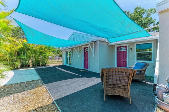 901 OAK STREET SW, Ruskin, FL 33570
