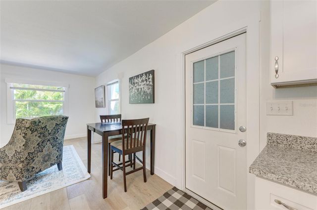 901 OAK STREET SW, Ruskin, FL 33570