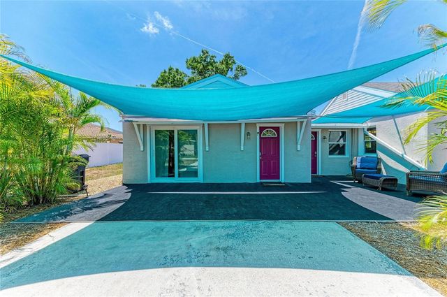 901 OAK STREET SW, Ruskin, FL 33570