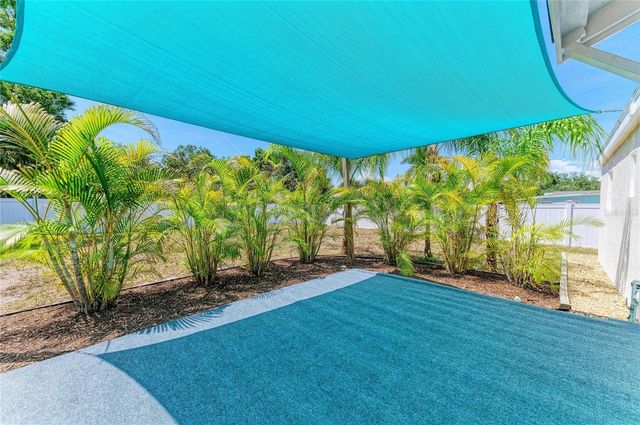 901 OAK STREET SW, Ruskin, FL 33570