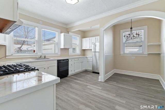 1955 Chapel Street, New Haven, CT 06515