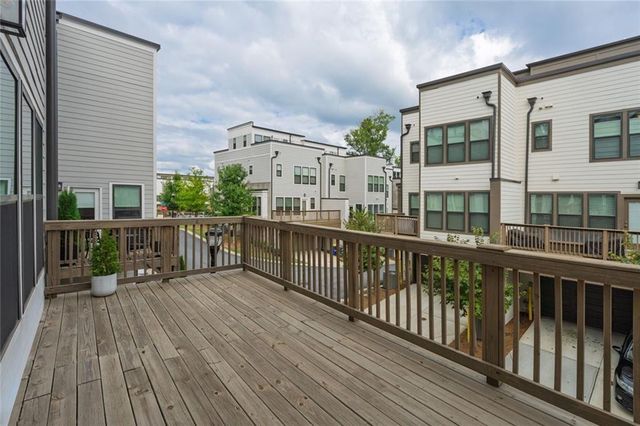 1012 Burnside NW Lane, Atlanta, GA 30318