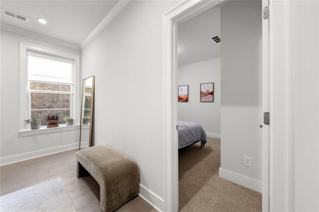 1012 Burnside NW Lane, Atlanta, GA 30318