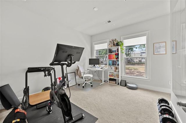 1012 Burnside NW Lane, Atlanta, GA 30318