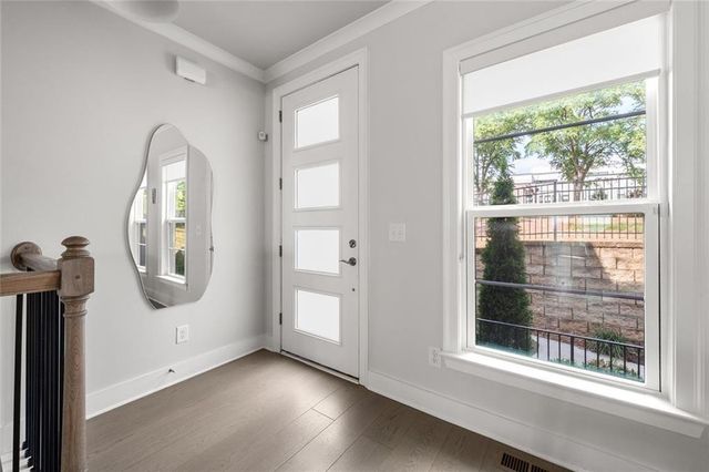 1012 Burnside NW Lane, Atlanta, GA 30318