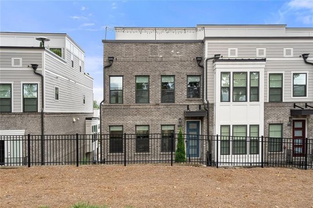 1012 Burnside NW Lane, Atlanta, GA 30318