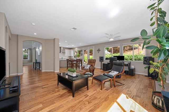 4509 Pheasant Ln, Rocklin, CA 95765