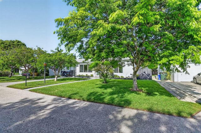 1426 N K Street, Lake Worth, FL 33460
