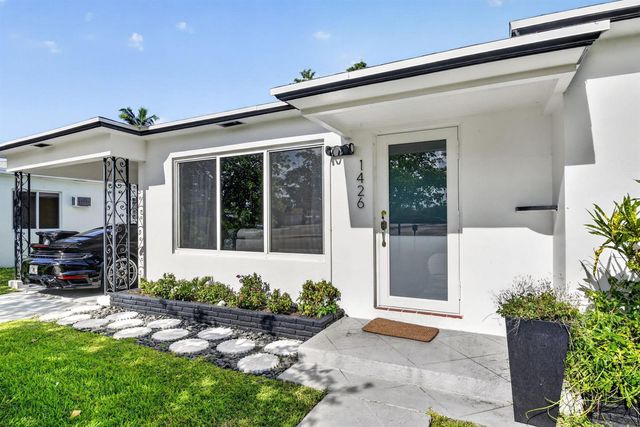 1426 N K Street, Lake Worth, FL 33460