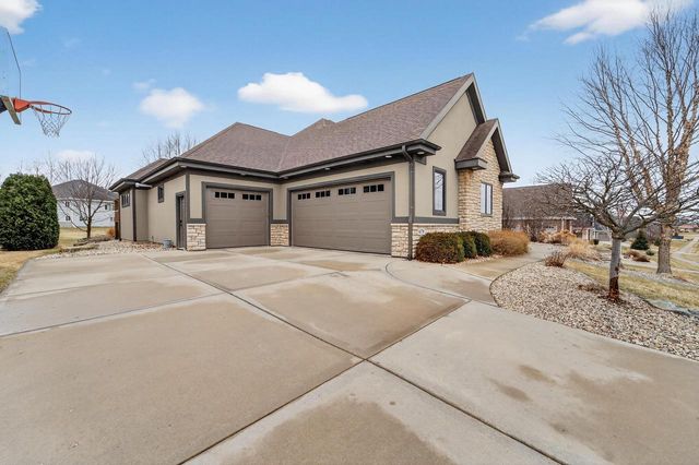 679 Inverness Street, Oregon, WI 53575