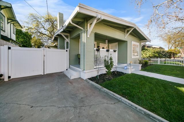 836 W Park, Stockton, CA 95203