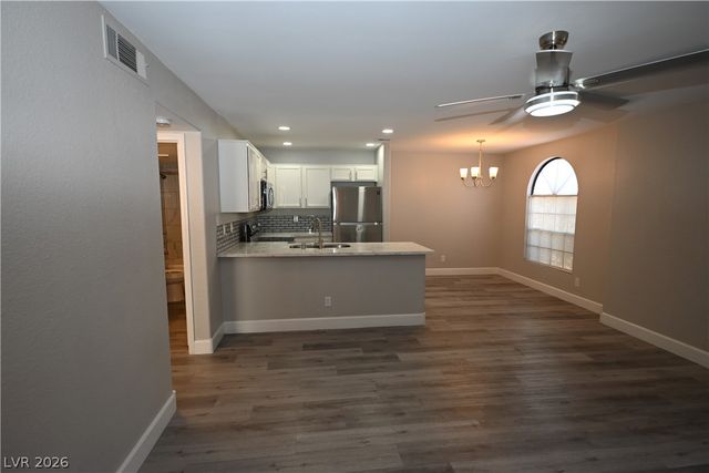 2968 Juniper Hills Boulevard 104, Las Vegas, NV 89142