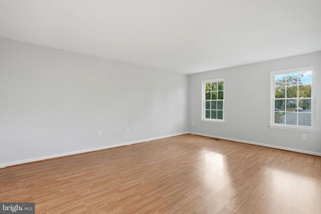 13357 PELICAN RD, Woodbridge, VA 22193