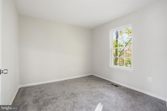 13357 PELICAN RD, Woodbridge, VA 22193